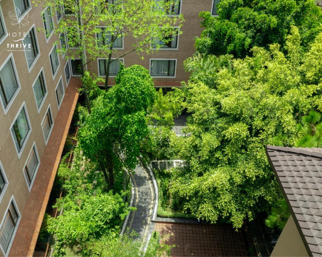 Hotel Thrive, A Tropical Courtyard Katmandu Dış mekan fotoğraf